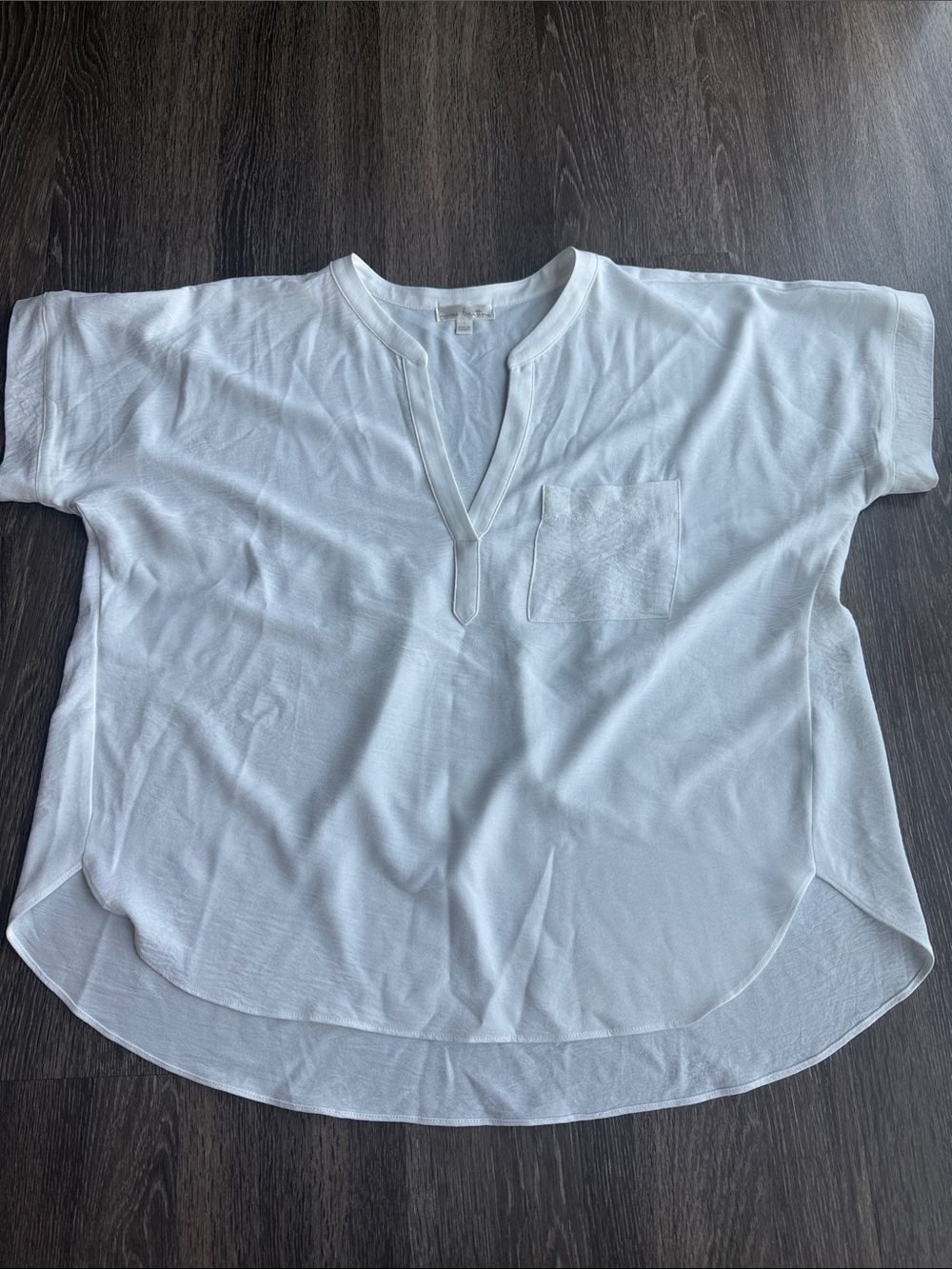 Nine Britton White V-Neck Pocket Women’s Top